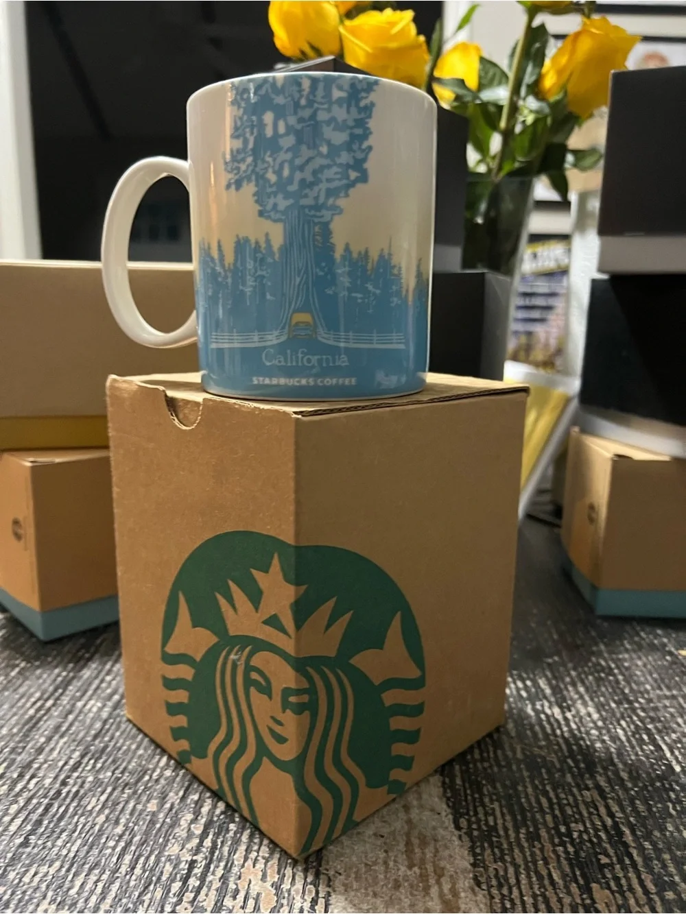 Starbucks , California , Original You Are Here Series 2011 , 16 Oz